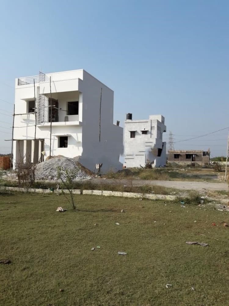 plot for sale 