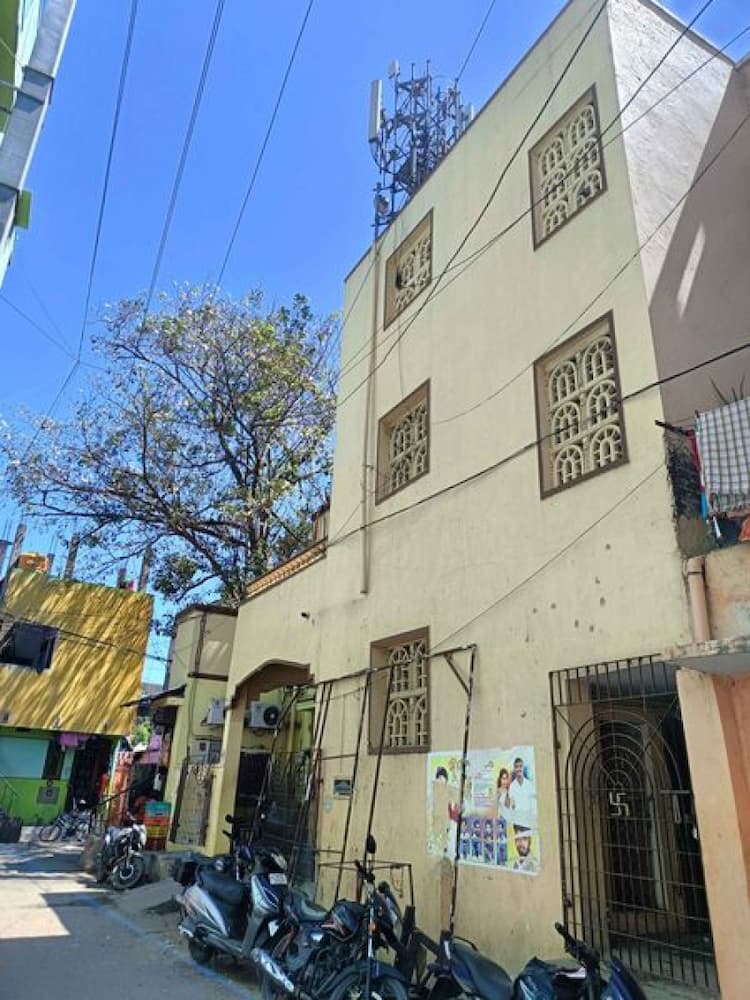 Villa sale