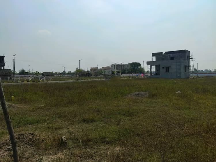 plot for sale 