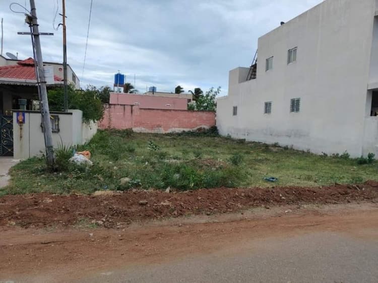 plot for sale 