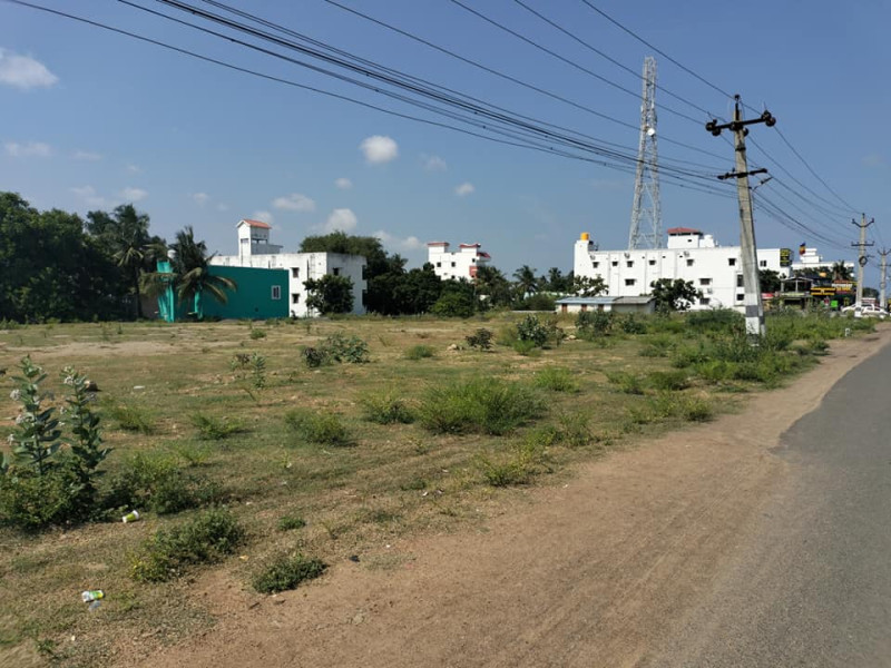 ECR location on road commercial plot.
