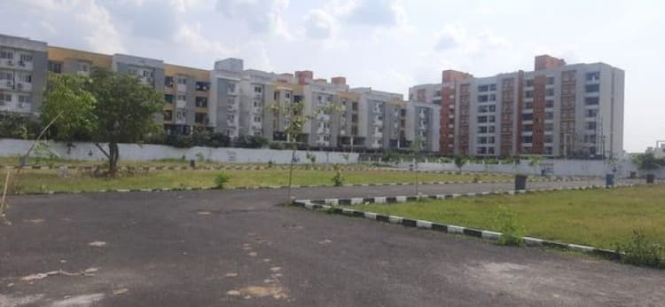 plot for sale 
