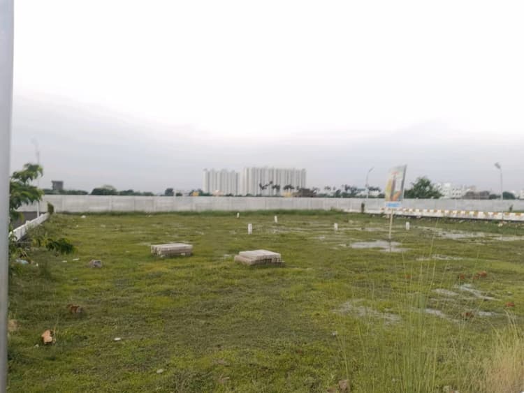 plot for sale 