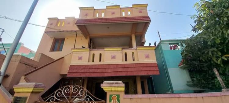 5 portion house with 1 shop for sale