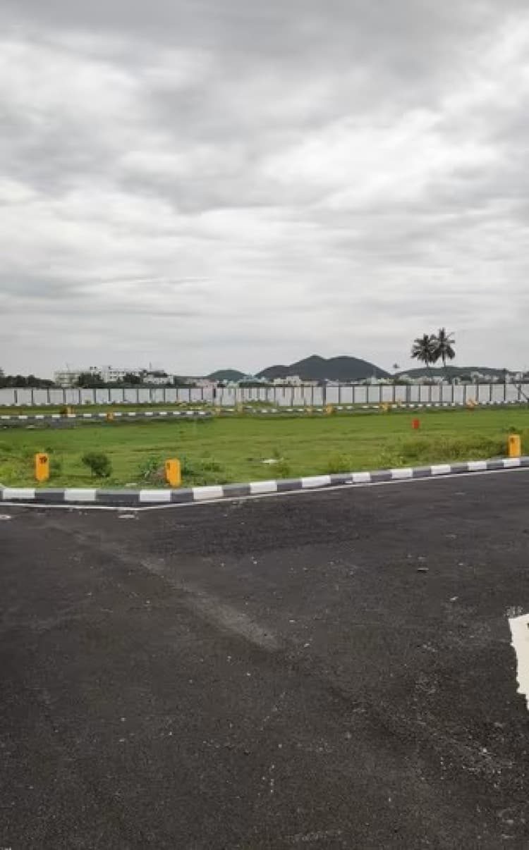 plot for sale 