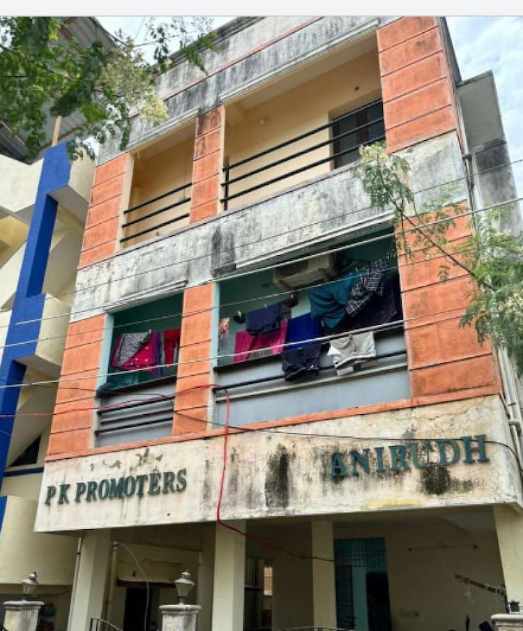 Flat for sales