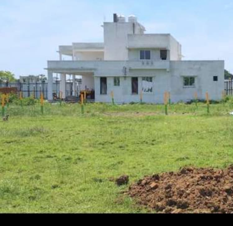 plot for sale 