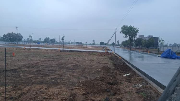 Royal Nagar