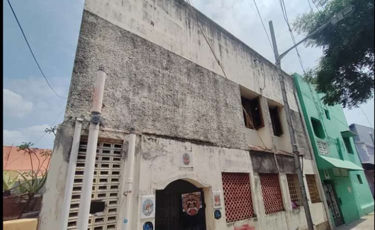 4bhk house for sale 