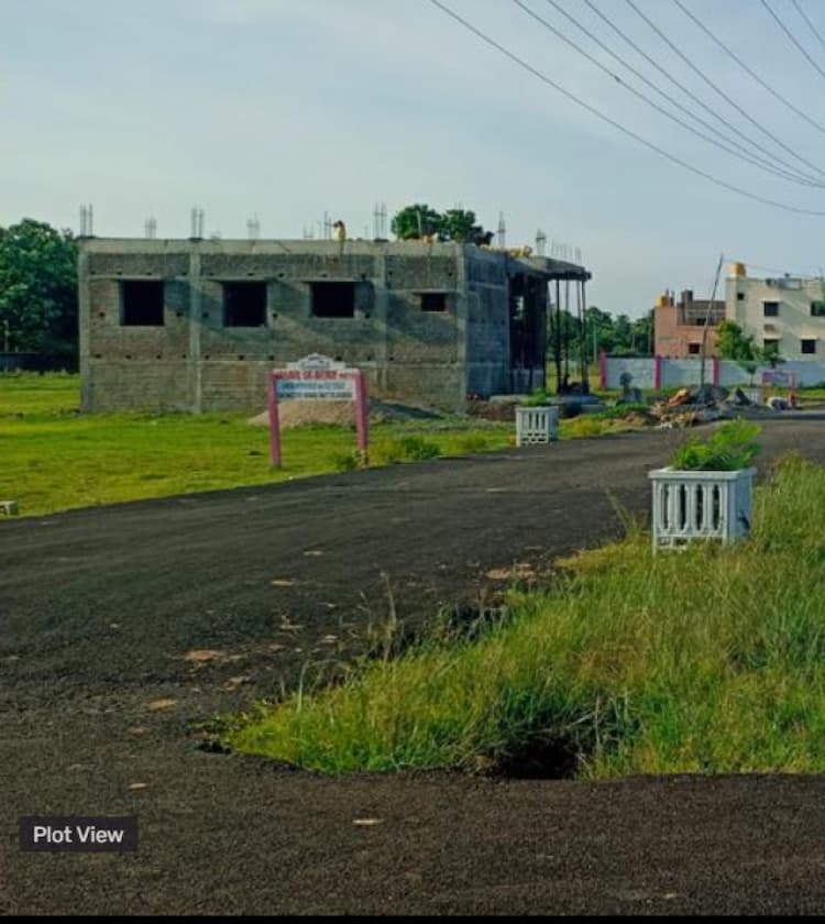 plot for sale 