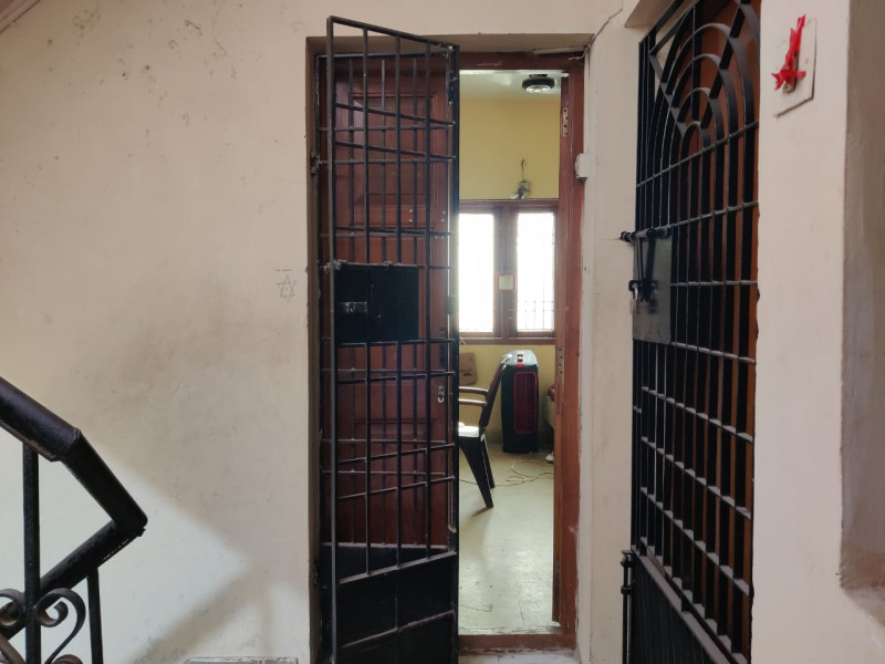 Flat for sale 