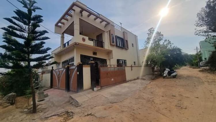 villa sale