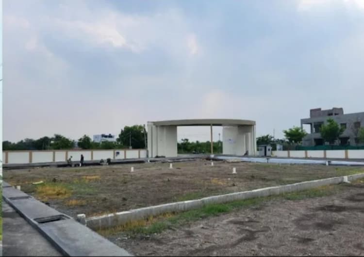 Plot for Sale