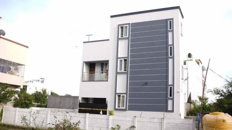 Villa sale