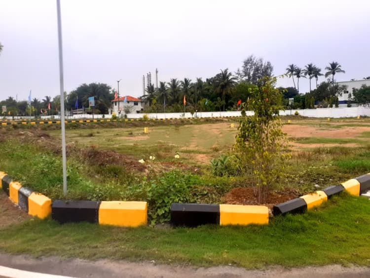 plot for sale 