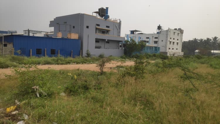 Sundarapuram 28 cent Industrial land for sale 