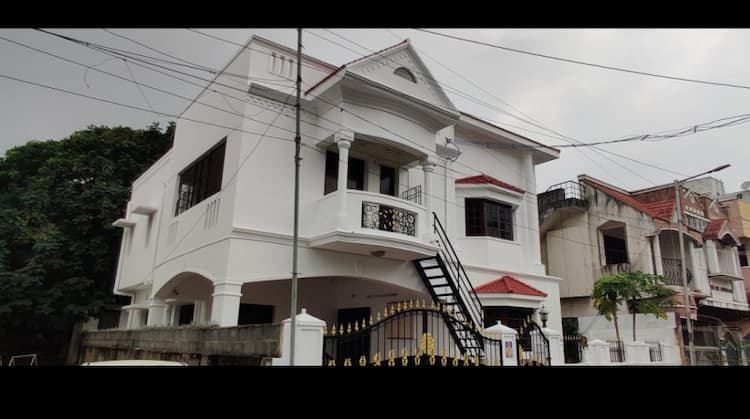4bhk house for sale 