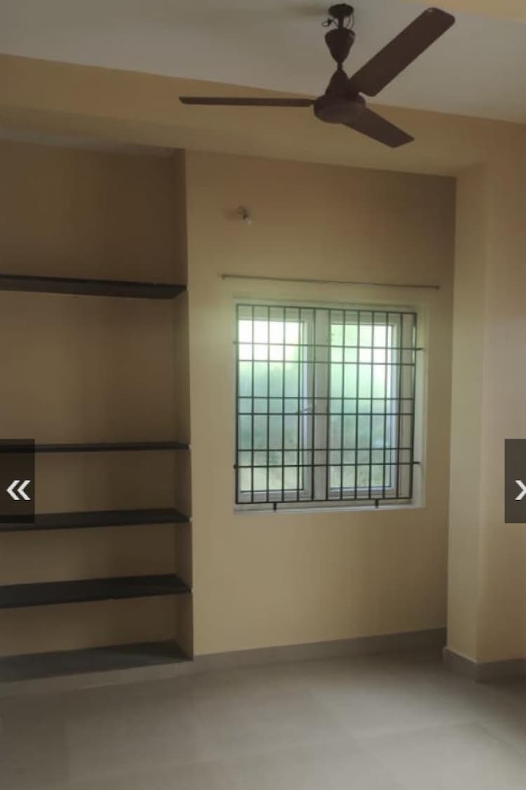2 Bedroom Apartment / Flat for sale in Pallikarani