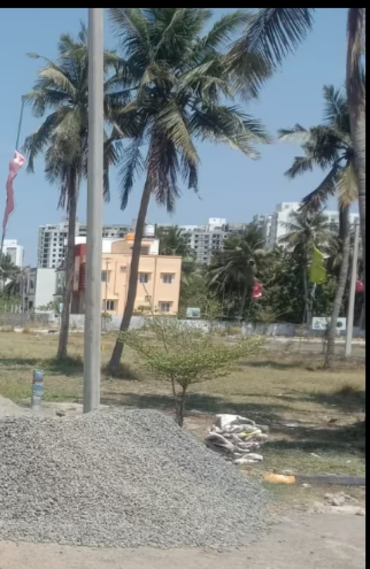 plot for sale 