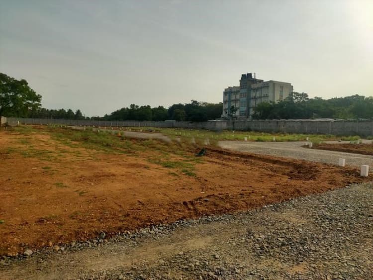 plot for sale 