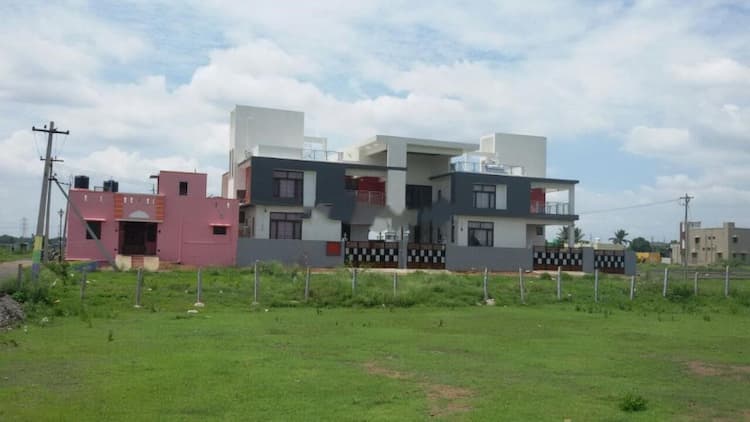 plot for sale 