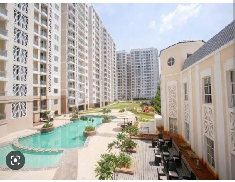 FLAT FOR RESALE