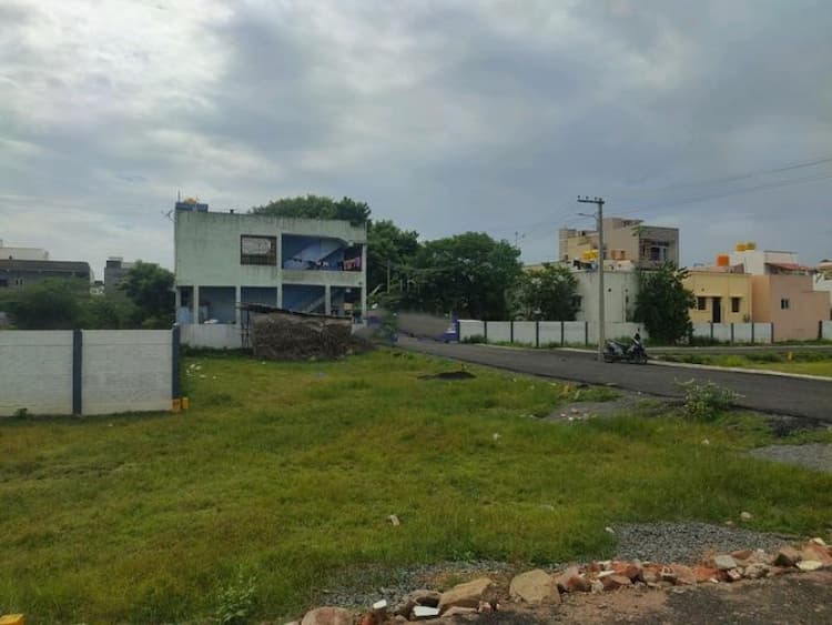 plot for sale 