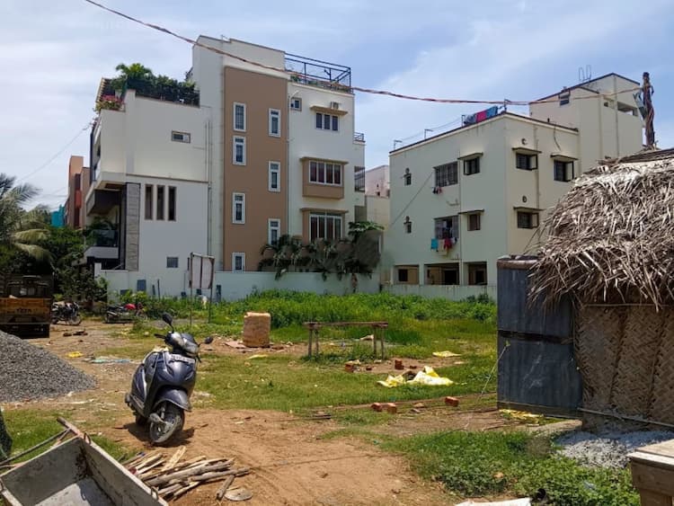 plot for sale 