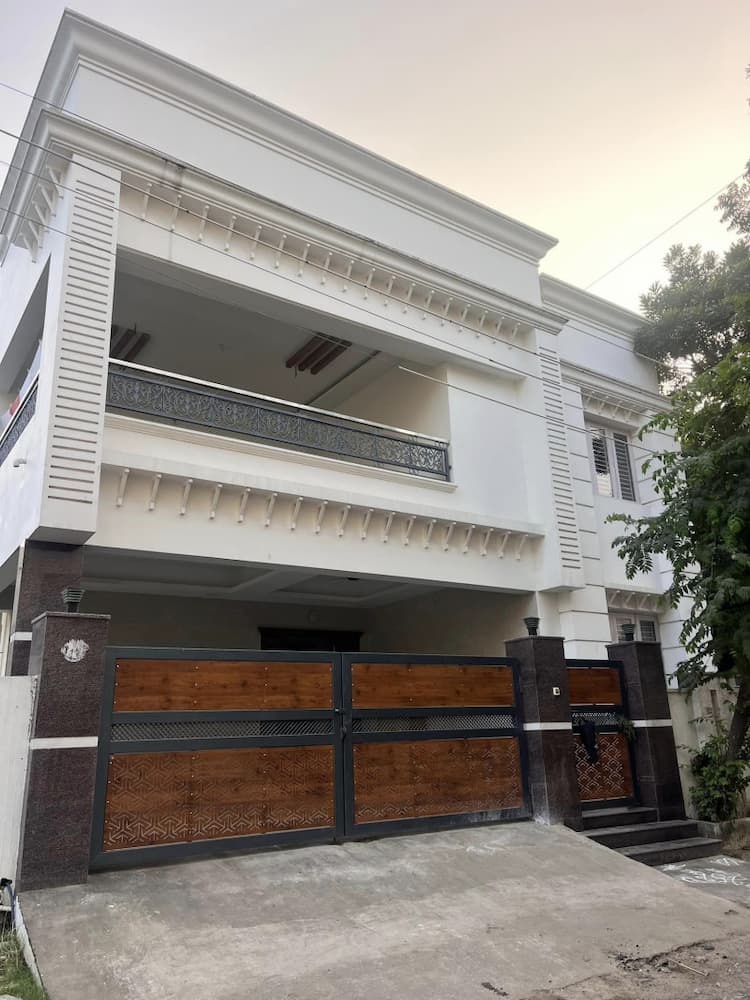 5BHK Bungalow for Rent