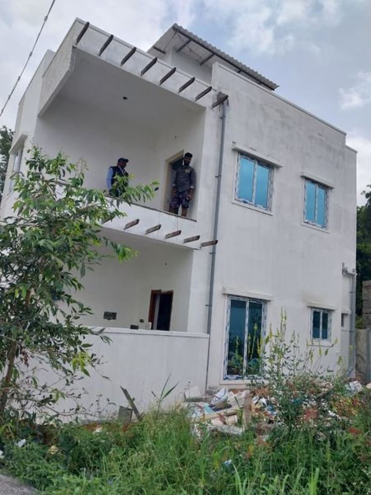 Villa sale