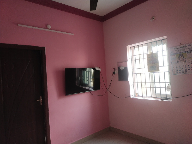 2 BHK Residential Apartment 700 Sq.ft. for Sale in Chrompet, Chennai