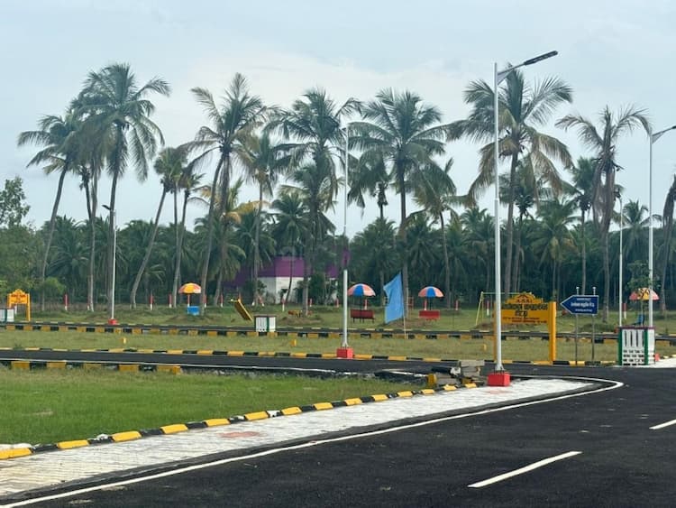 plot for sale 