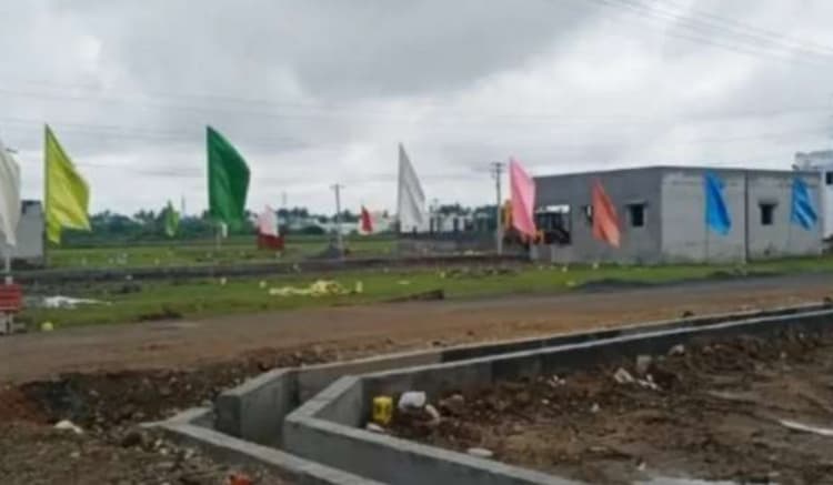 plot for sale 