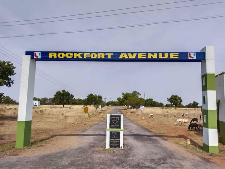 Rockfort Avenue