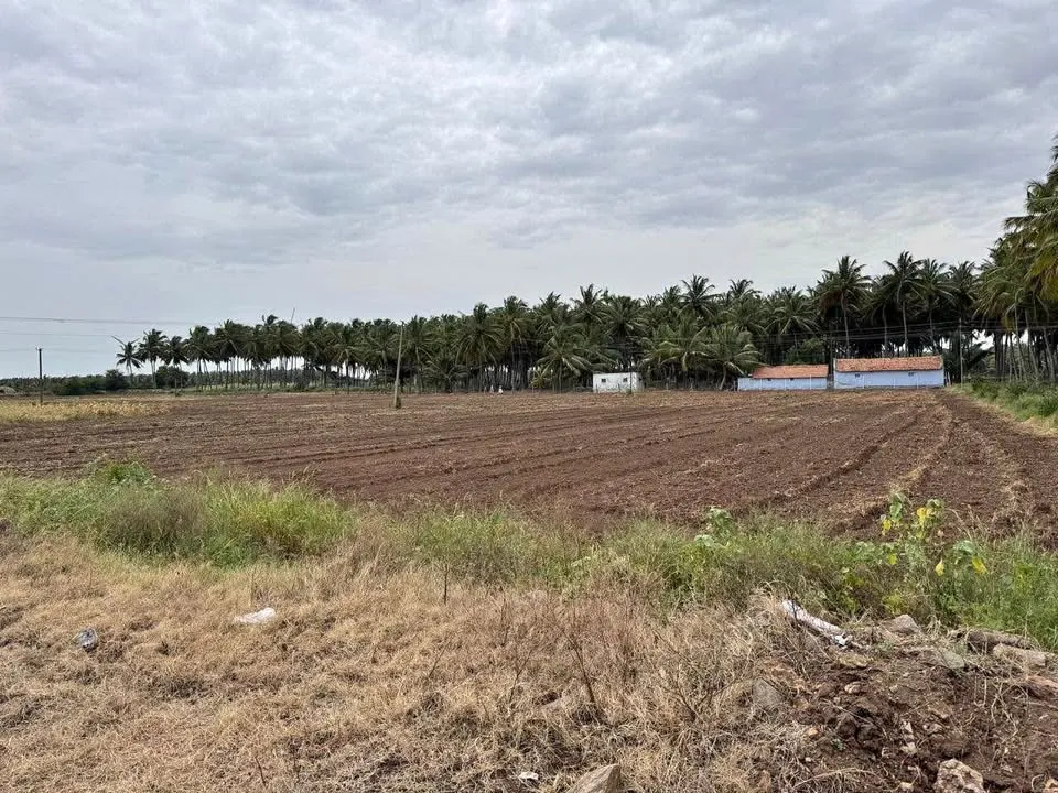 4 acre Plot