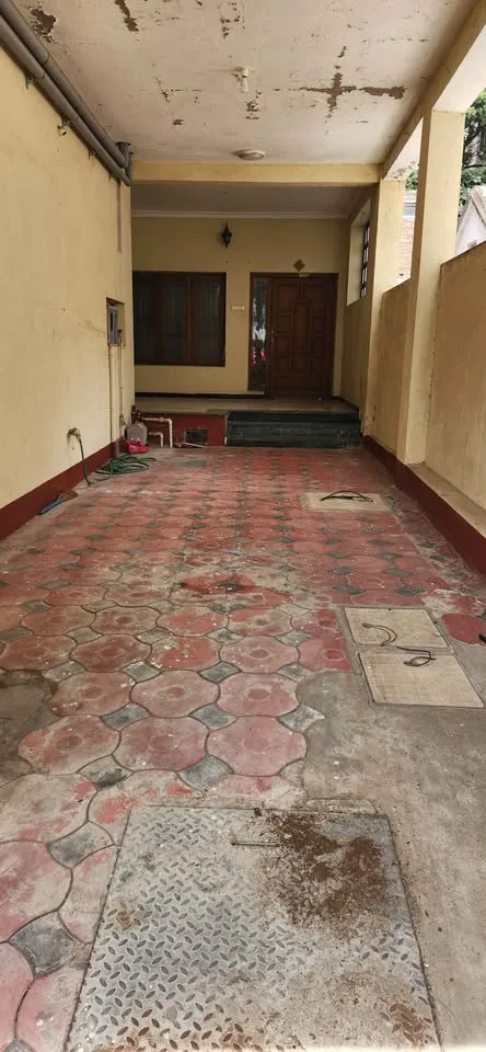 1742 sqft Office