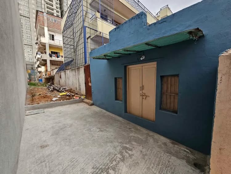 1BHK House
