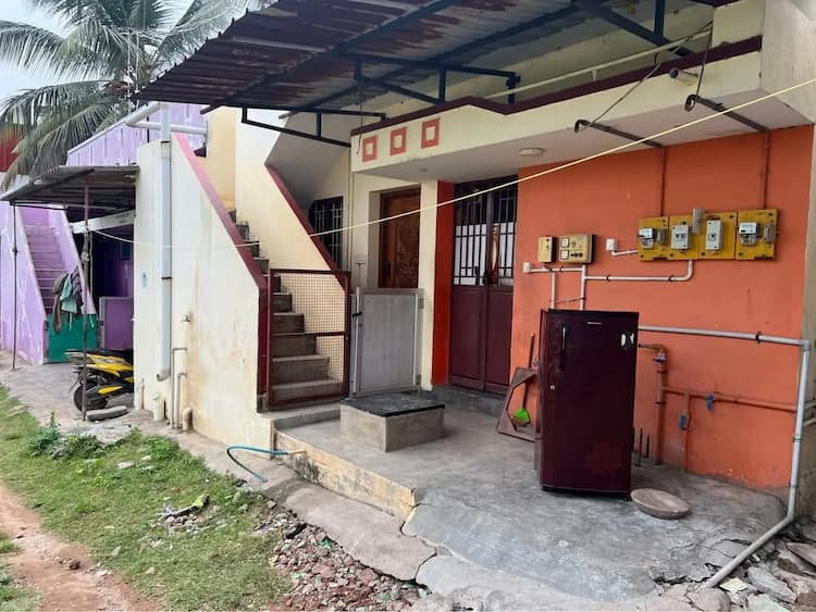 1BHK House