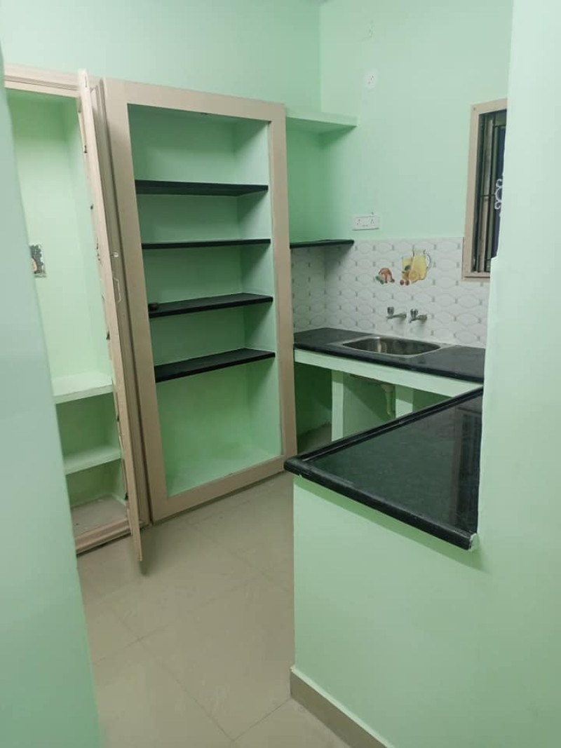 Nanganallur 2bhk resale flat