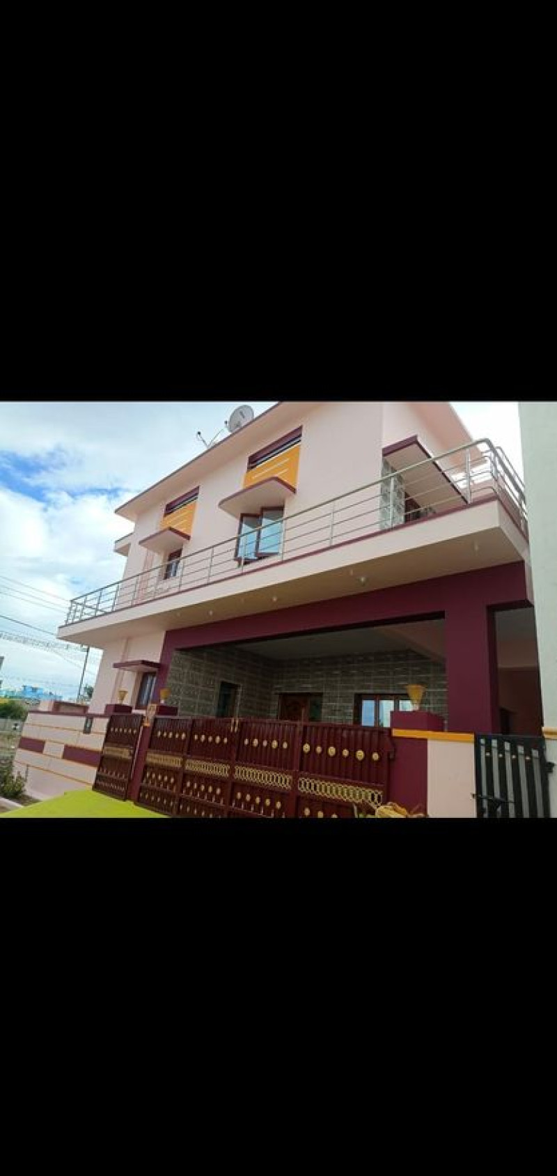 Three portion house for sale