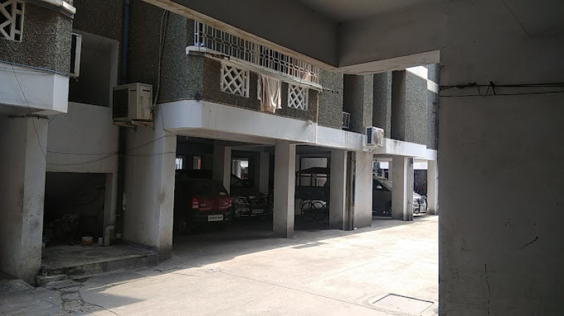 FLAT FOR RESALE