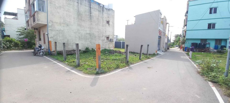 PLOT FOR SALE