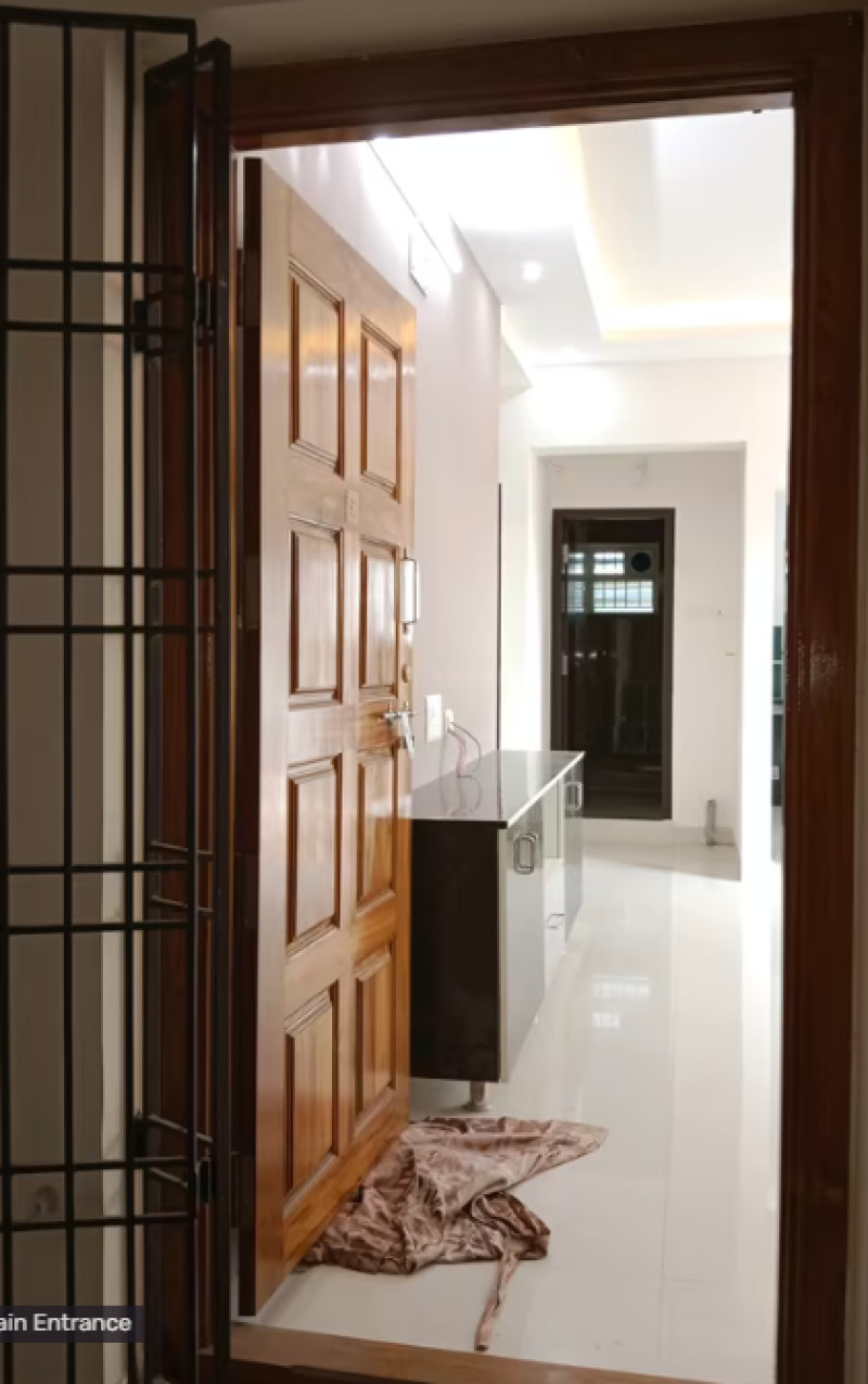 Flat for sales