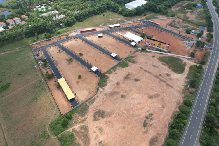 Urgent Sale - ECR Thirukazhukundaram On-Road Layout Plot For Sale