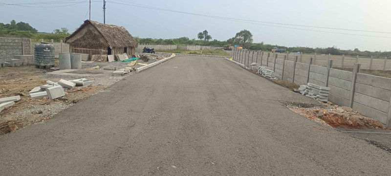 800 - 2400 plot for sale