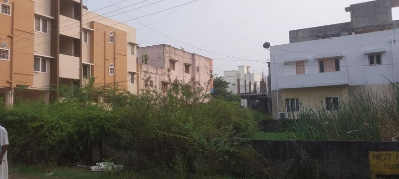 PLOT FOR SALE