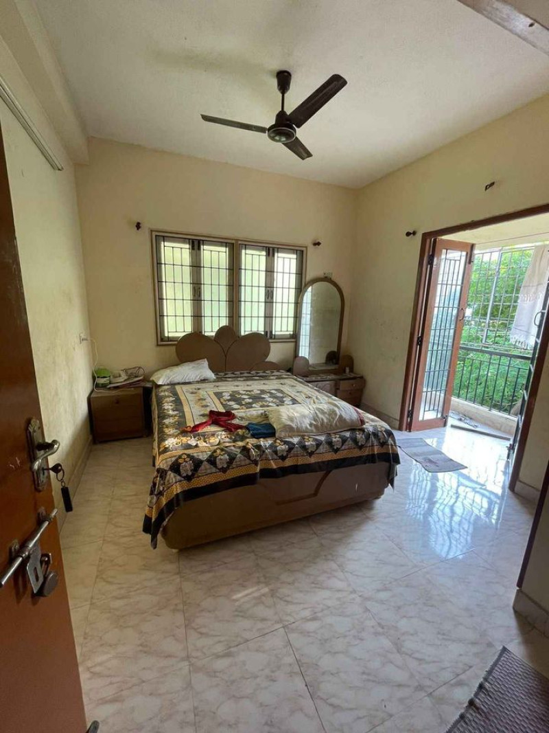 Flat for sales