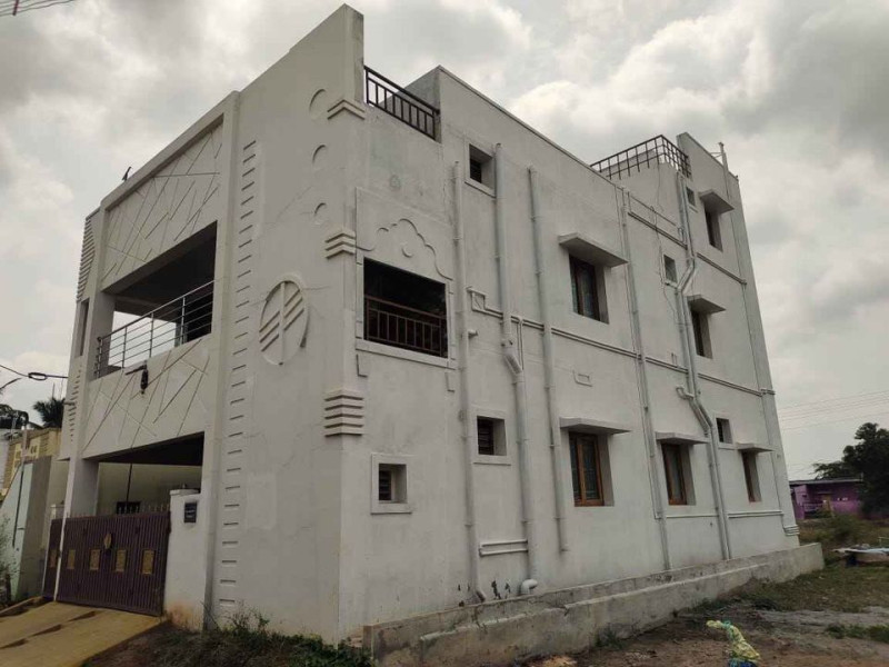 5 portion house for sale
