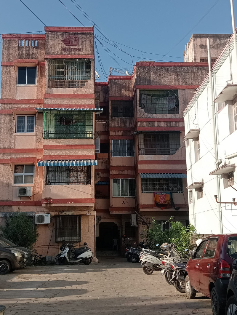 Flat for sales