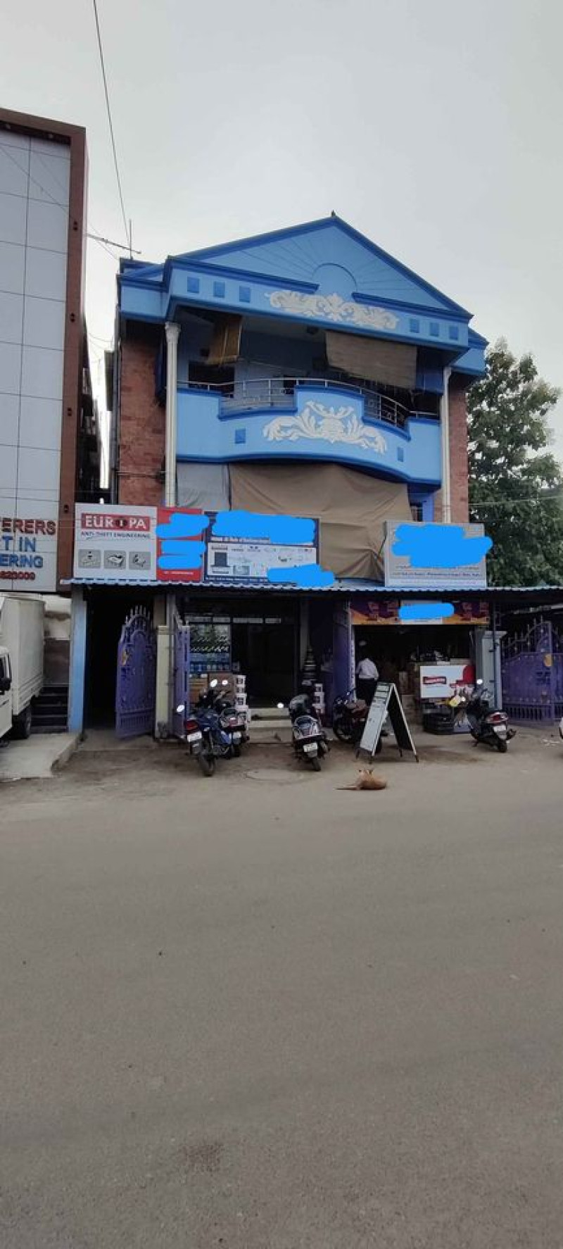 Flat for sales